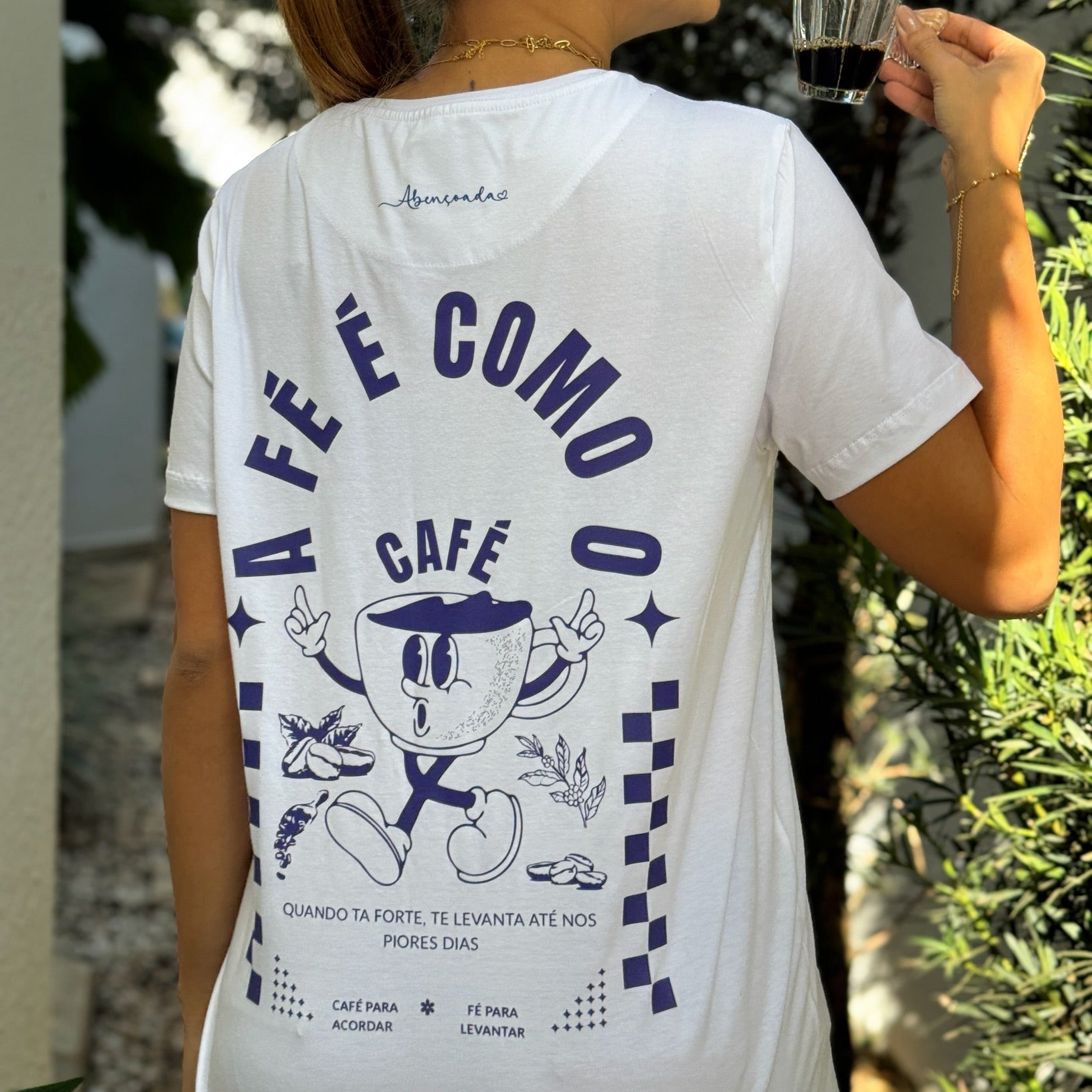 CAMISETA CAFÉ