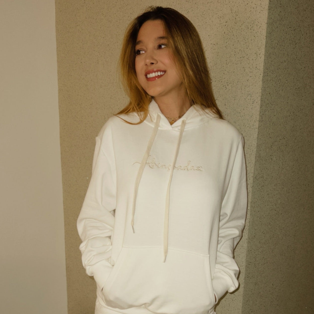 MOLETOM OFF WHITE ABENÇOADA